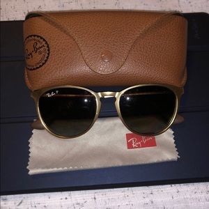 Ray-Ban Erika Polarized sunglasses in Gold